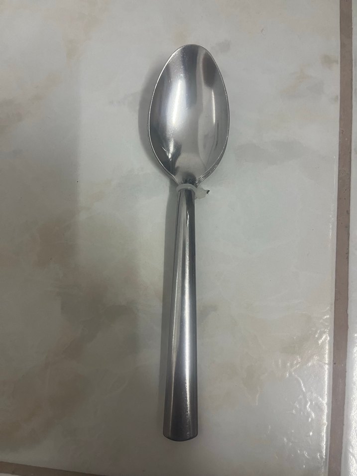 Gri ve Beyaz Çatal Kaşık Seti - Görsel 2