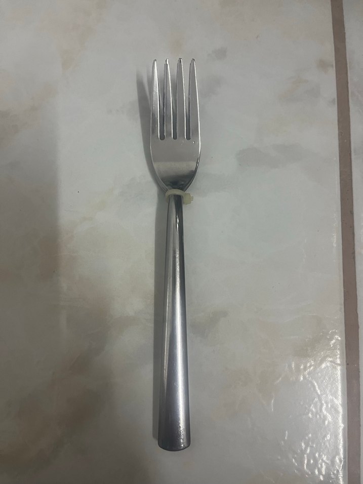 Gri ve Beyaz Çatal Kaşık Seti - Görsel 4