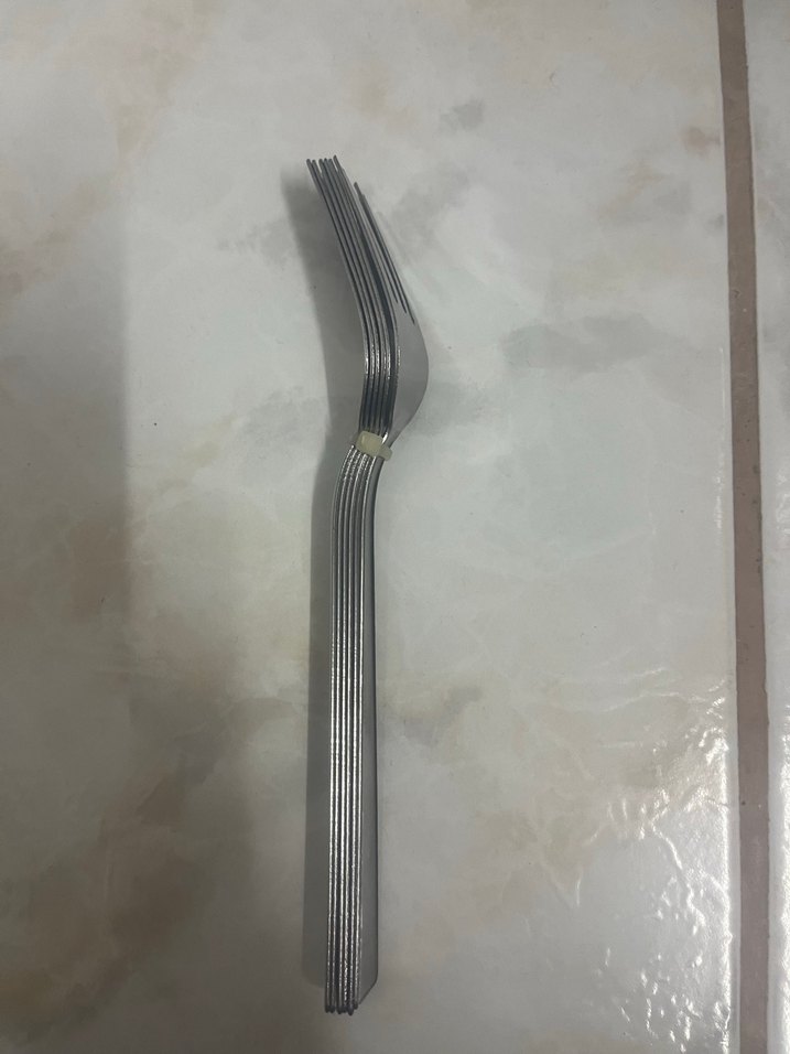 Gri ve Beyaz Çatal Kaşık Seti - Görsel 3