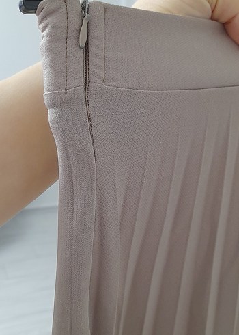 Bej Pliseli Uzun Kadın Etek - Görsel 2