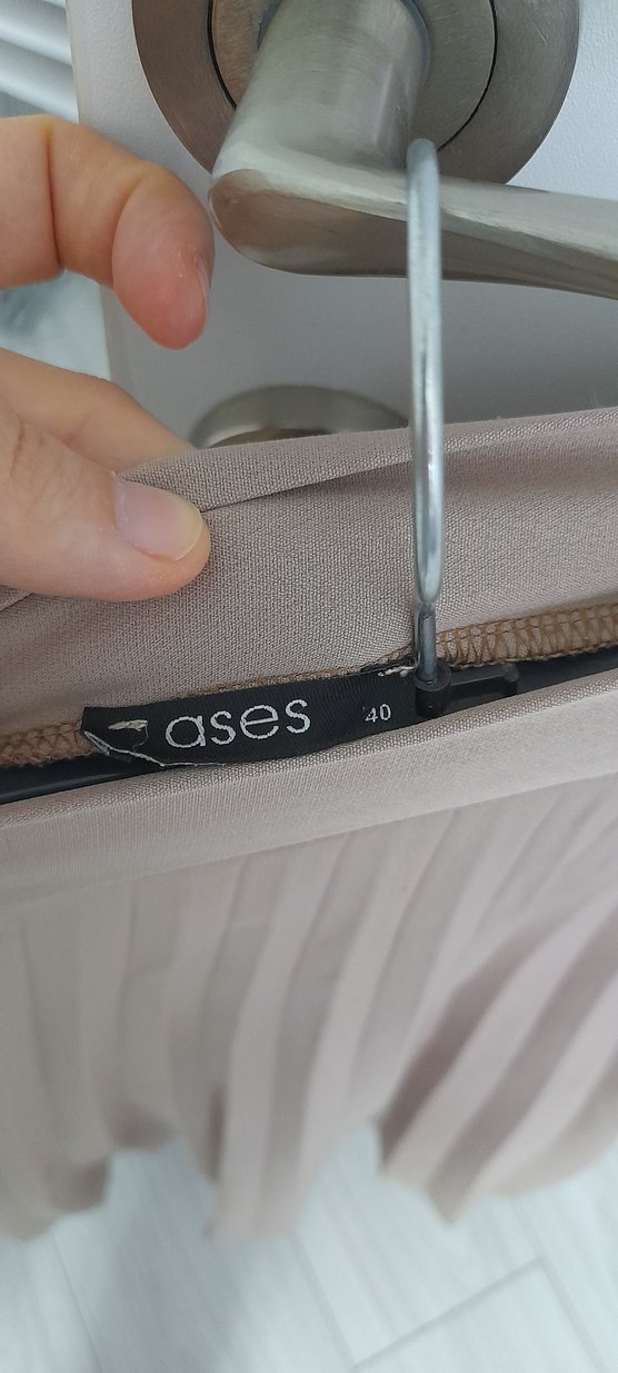 Bej Pliseli Uzun Kadın Etek - Görsel 3