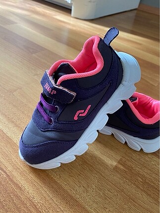 Jump 25 no çok rahat çocuk spor ayakkabı