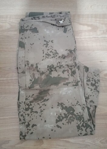 3 adet sıfır pantolon