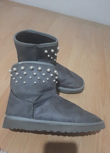39 Beden Ayakkabi ugg