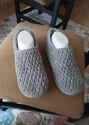 Gri Örgü Kadın Ev Terliği