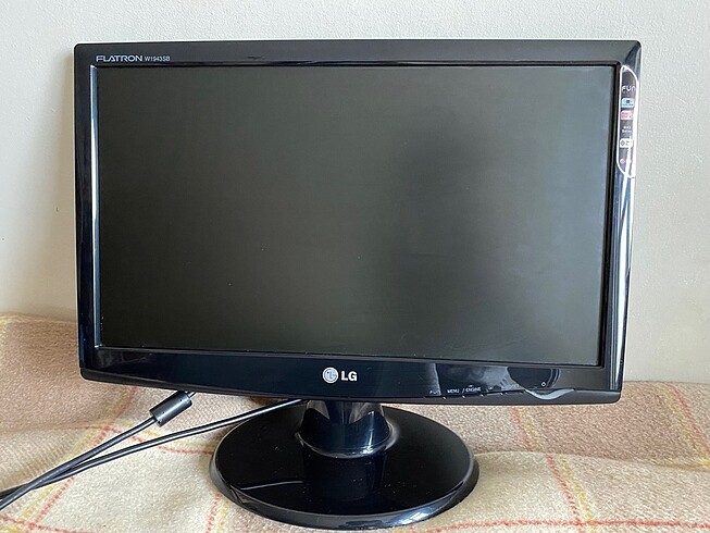 Lg w1943 Monitör 18,5 inç - Görsel 2