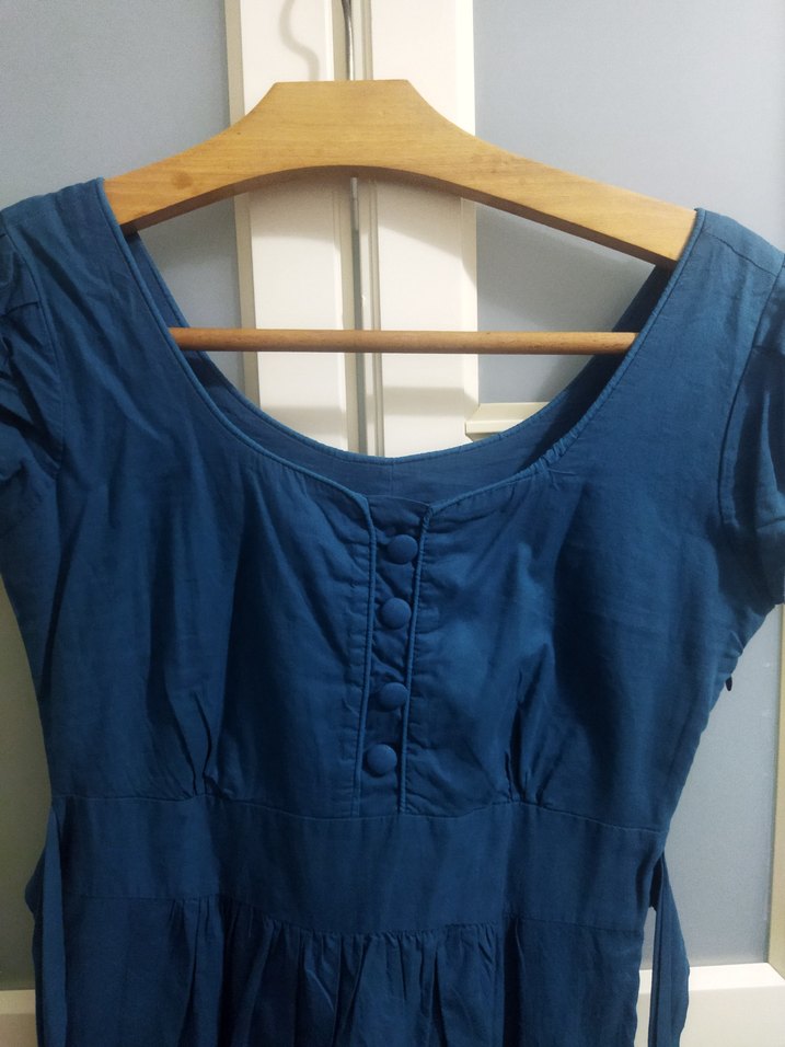 Yuvarlak Yaka Kısa Kollu Lacivert Keten Midi Elbise - Görsel 3