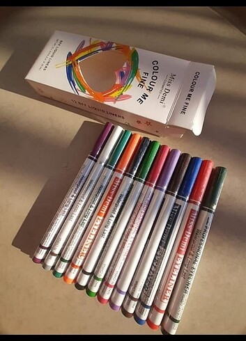 Diğer 12 li Renkli Göz kalemi