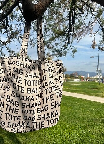 Bez krem çanta (stradivarius)