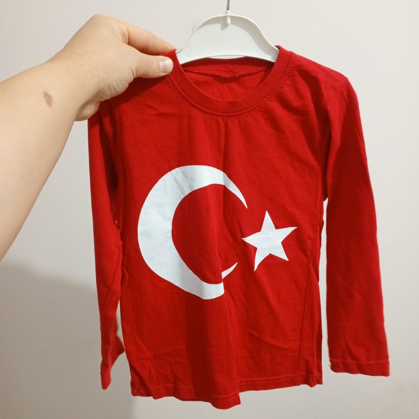 Kırmızı Baskılı Uzun Kollu Çocuk Atlet - Görsel 2