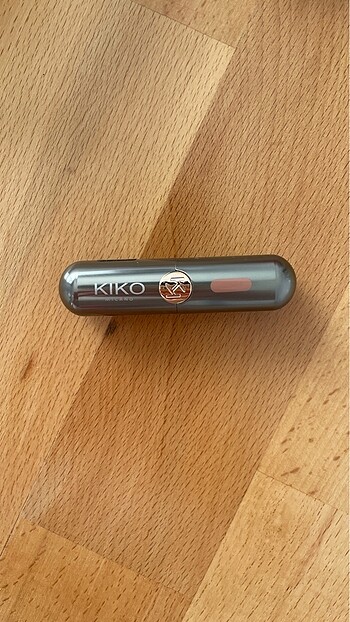  Beden çeşitli Renk Kiko ruj lipgloss