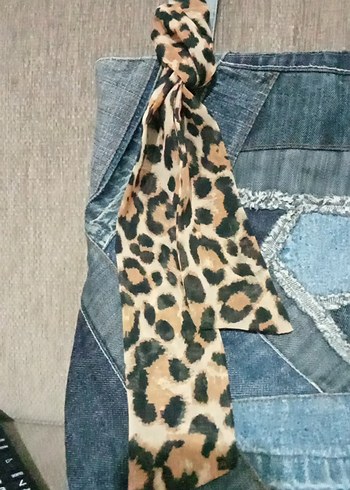 Kahverengi Leopar Desenli Kadın Fular