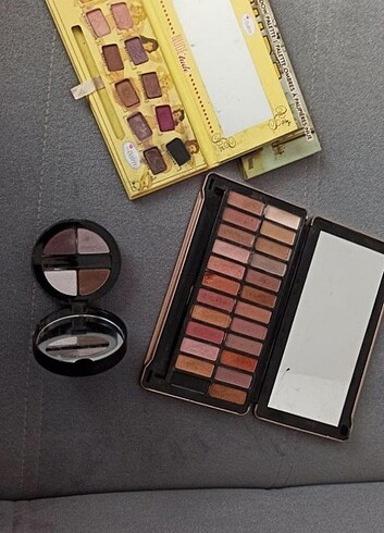 THE BALM NUDE TUDE NAKET 4 VE NOTE paleti