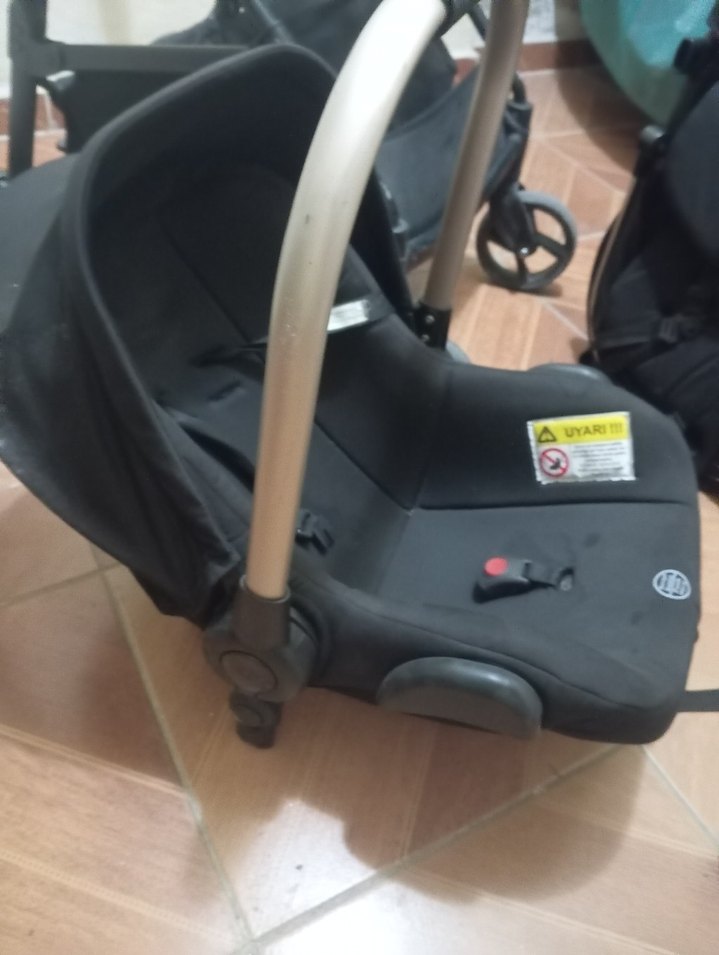 Siyah Bebek Arabası ve Taşıma Koltuğu Seti - Görsel 2