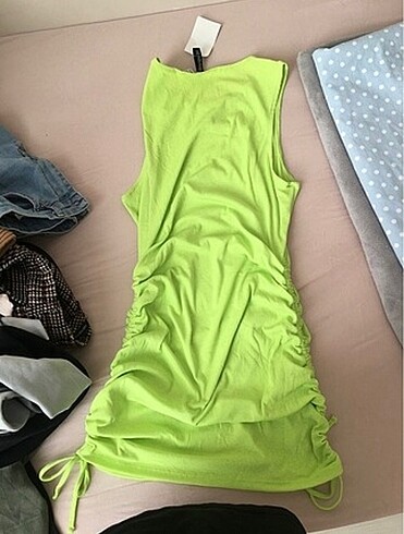 H&M H&M büzgülü elbise