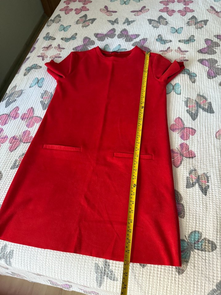 Kırmızı V Yakalı Kısa Kollu Midi Elbise - Görsel 3