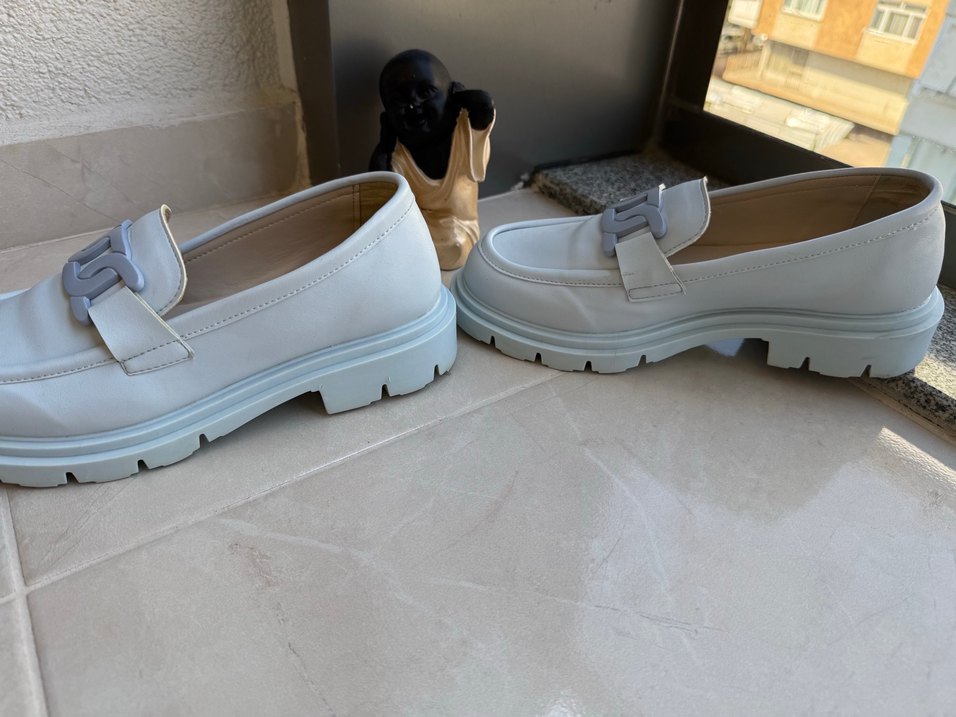 Mavi ayakkabı - Görsel 4