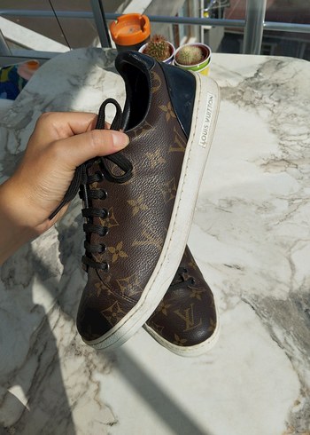 38 Beden kahverengi Renk Louis Vuitton orijinal ayakkabı