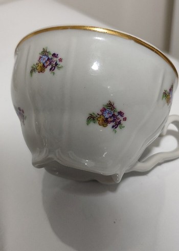 Antika Pastel Beyaz Çiçekli Porselen Fincan ve Tabak - Görsel 4