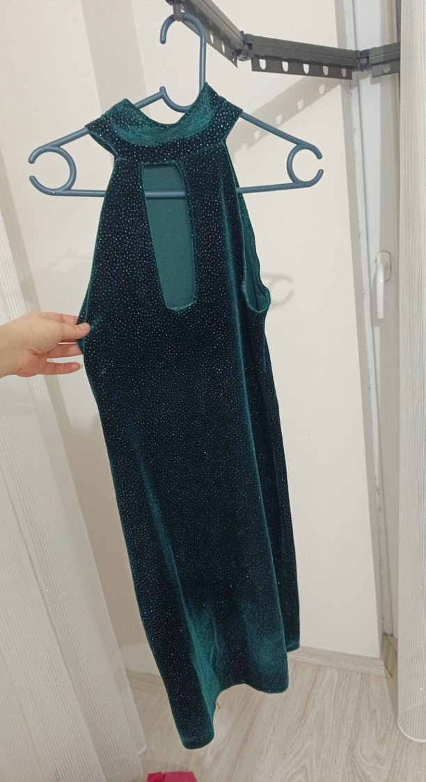 Uzun, Yüksek Yakalı, Drapeli Kadın Gece Elbisesi - Görsel 3