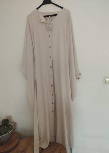 Bej Düğmeli Uzun Salaş Kadın Elbise abaya ferace