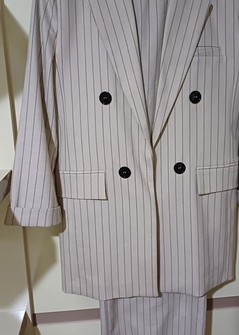 40 Beden Bej Çizgili Kadın Blazer Ceket ve pantolon