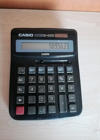 Casio hesap makinesi 