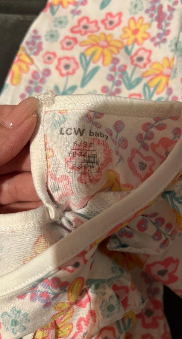 Çiçek Desenli Bebek Kız Takımı - Görsel 4