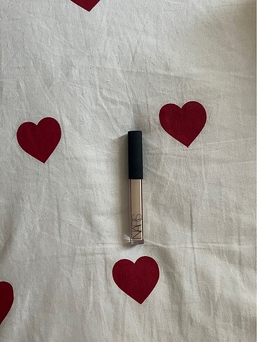 Nars concealer