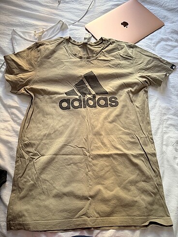 Adidas tişört