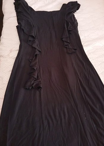 Siyah Uzun Fırfırlı Gotik Elbise