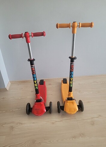 Diğer 2 adet 3 tekerlekli ışıklı scooter 