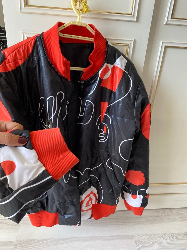 Genç Kızlar İçin Kırmızı Siyah Fermuarlı Kış Montu - Görsel 4