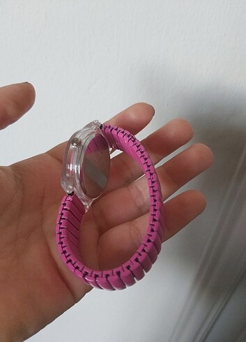 Swatch Swatch pembe metal kordonlu saat 