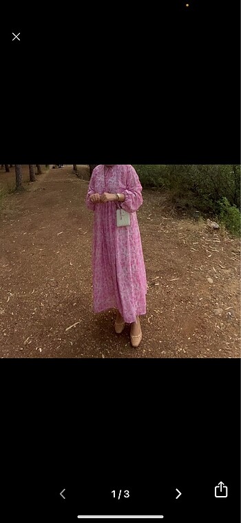 Pembe elbise