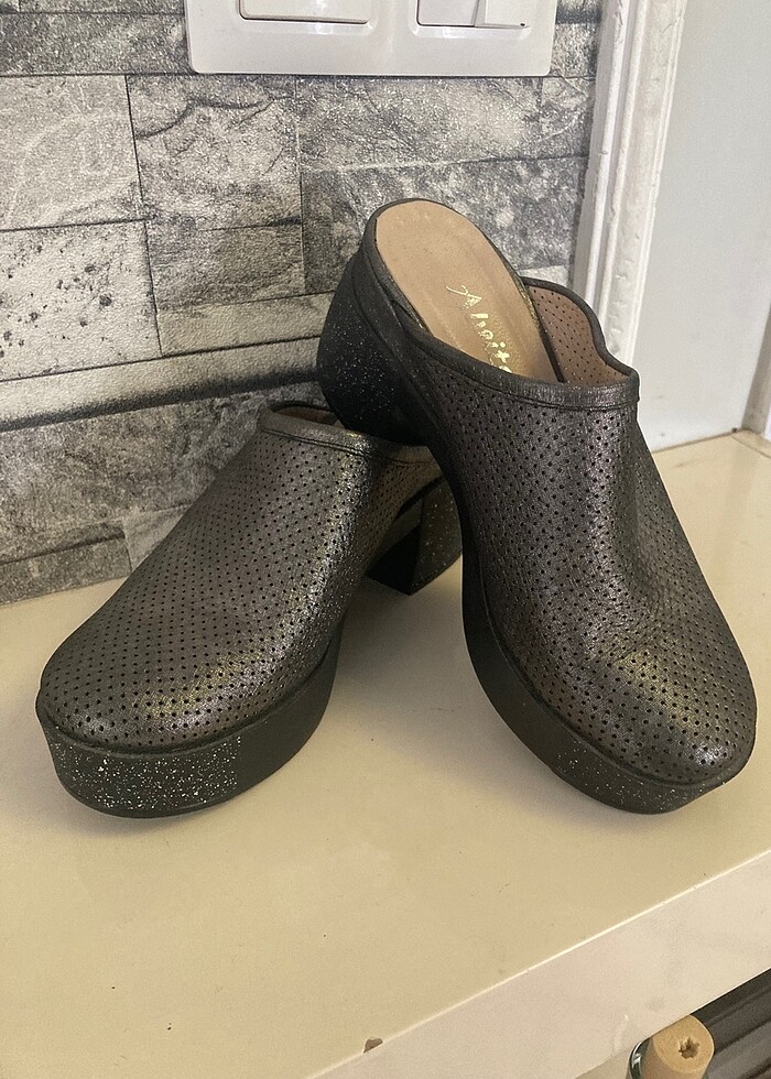 Kadın terlik - Görsel 4