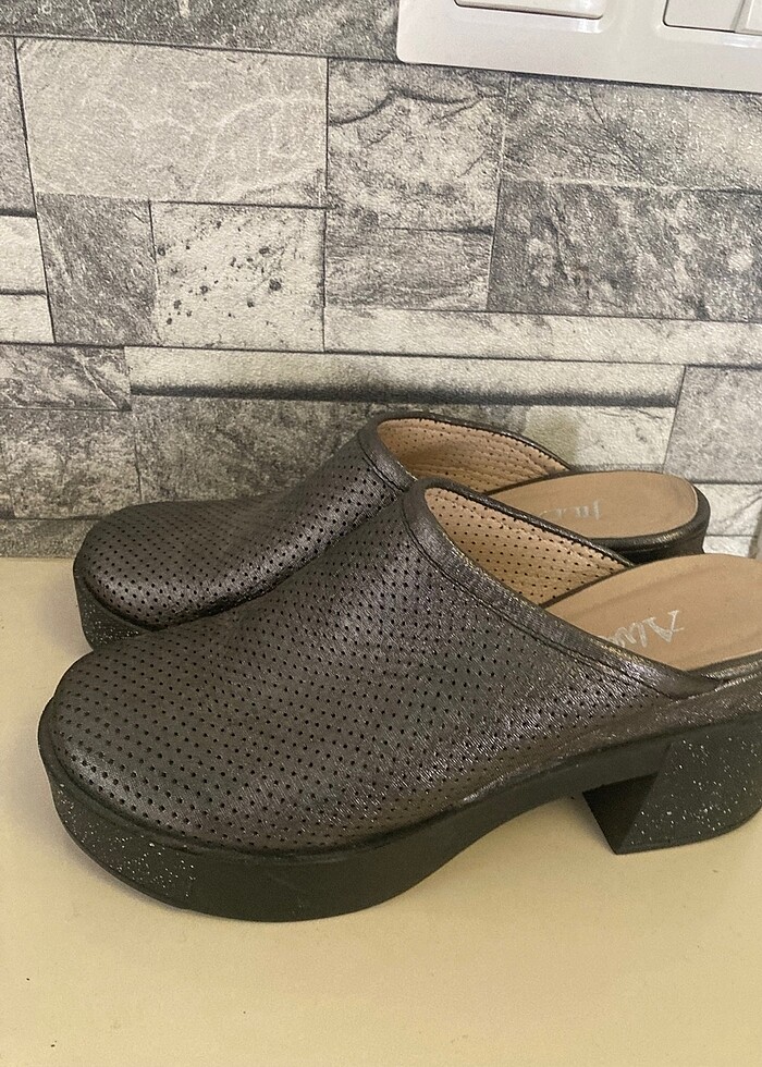 Kadın terlik - Görsel 5