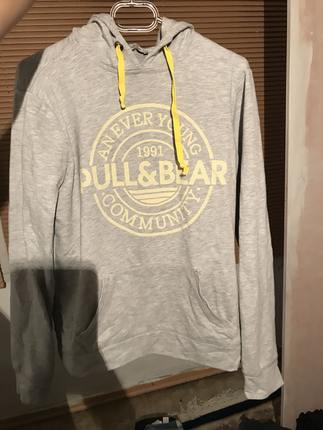 Pull and bear sweatshirt