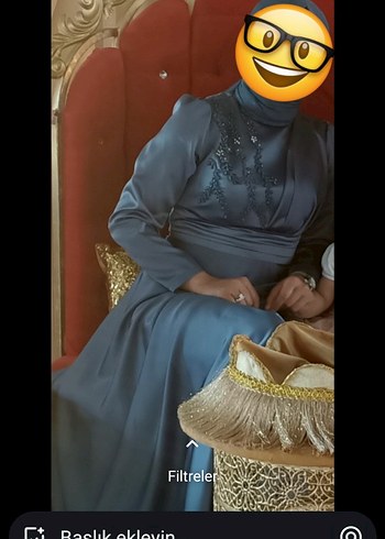 Uzun, İşlemeli, Yüksek Yakalı Abiye Elbise