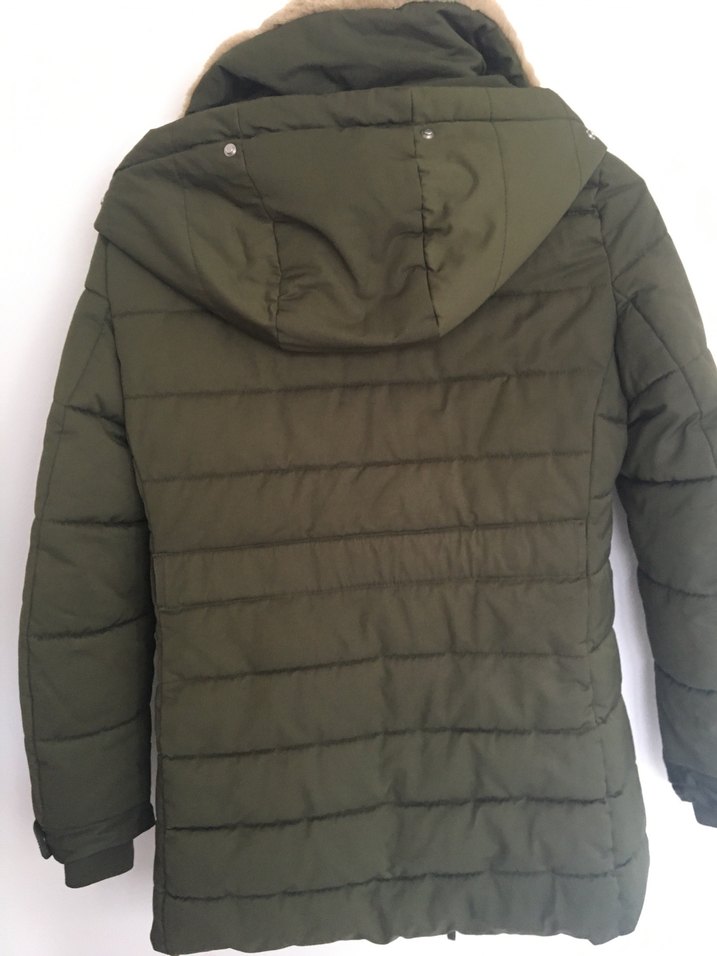 Kürk Detaylı Yeşil Kadın Kışlık Mont - Görsel 2