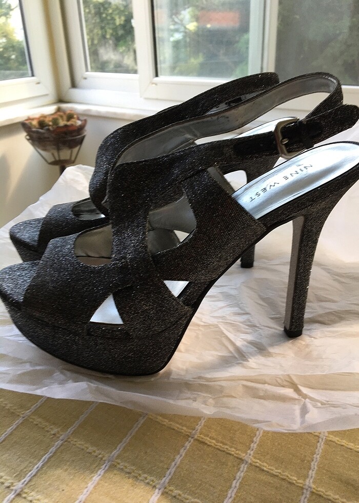 38.5 ABİYE NİNEWEST - Görsel 2