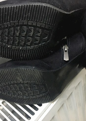 Siyah Süet Kadın Topuklu Bot - Görsel 3