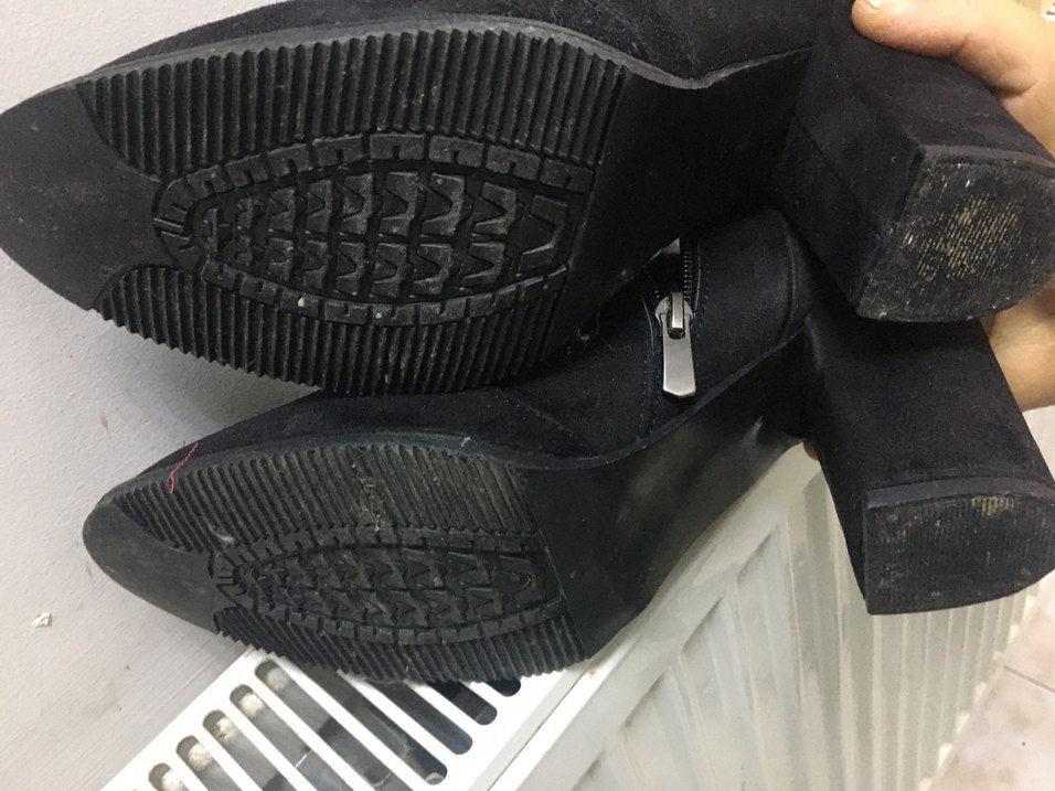 Siyah Süet Kadın Topuklu Bot - Görsel 3