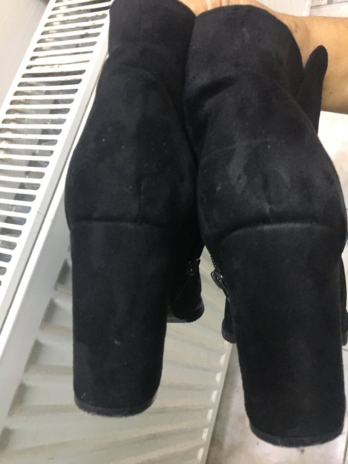 Siyah Süet Kadın Topuklu Bot - Görsel 4