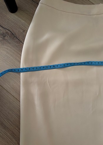 m Beden ten rengi Renk Dantel Detaylı Bej Midi Kadın Etek