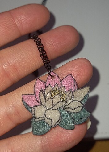 Tasarımcı LOTUS ÇİÇEĞİ KOLYE YURTDIŞINDAN HEDİYE 