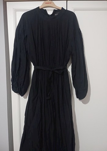 Uzun Siyah Keten Kemerli Elbise - Görsel 2