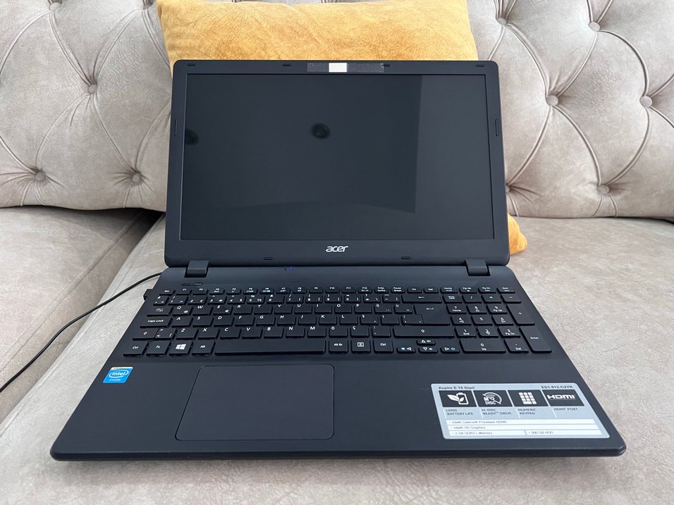 Acer Siyah Dizüstü Bilgisayar - Görsel 2