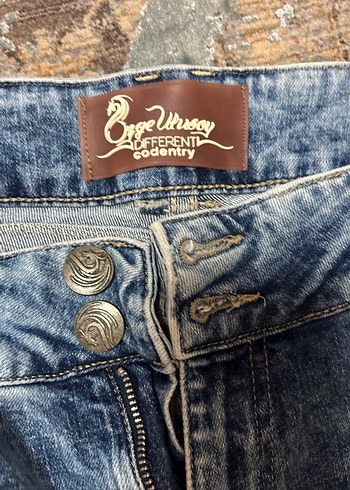 Özge Ulusoy özel tasarım kot - Görsel 5