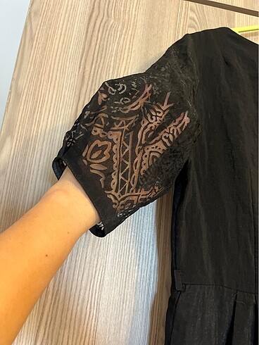 Üstü tül çok şık elbise - Görsel 7